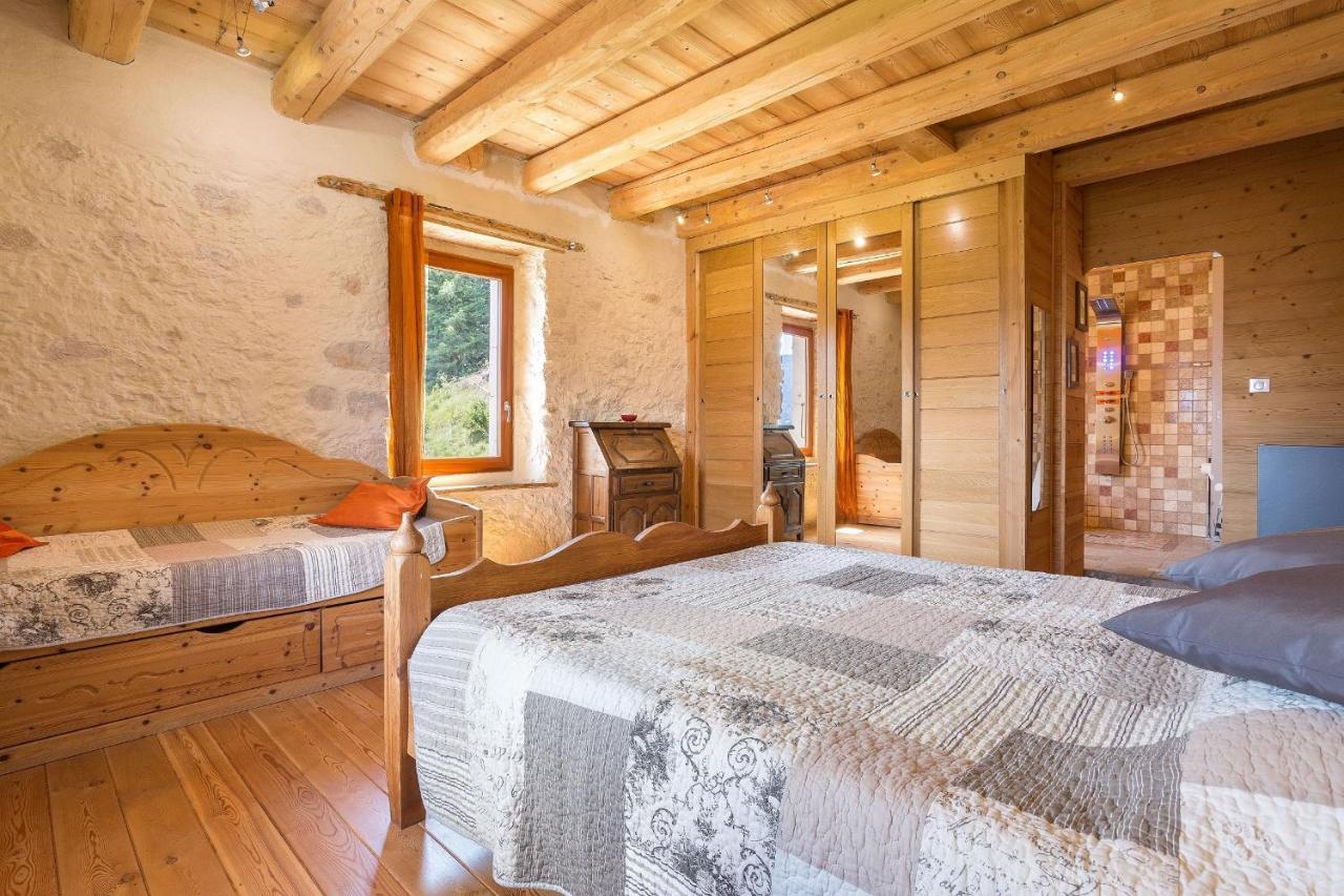 Les Esseroliettes Nature & Spa Arith Exteriör bild